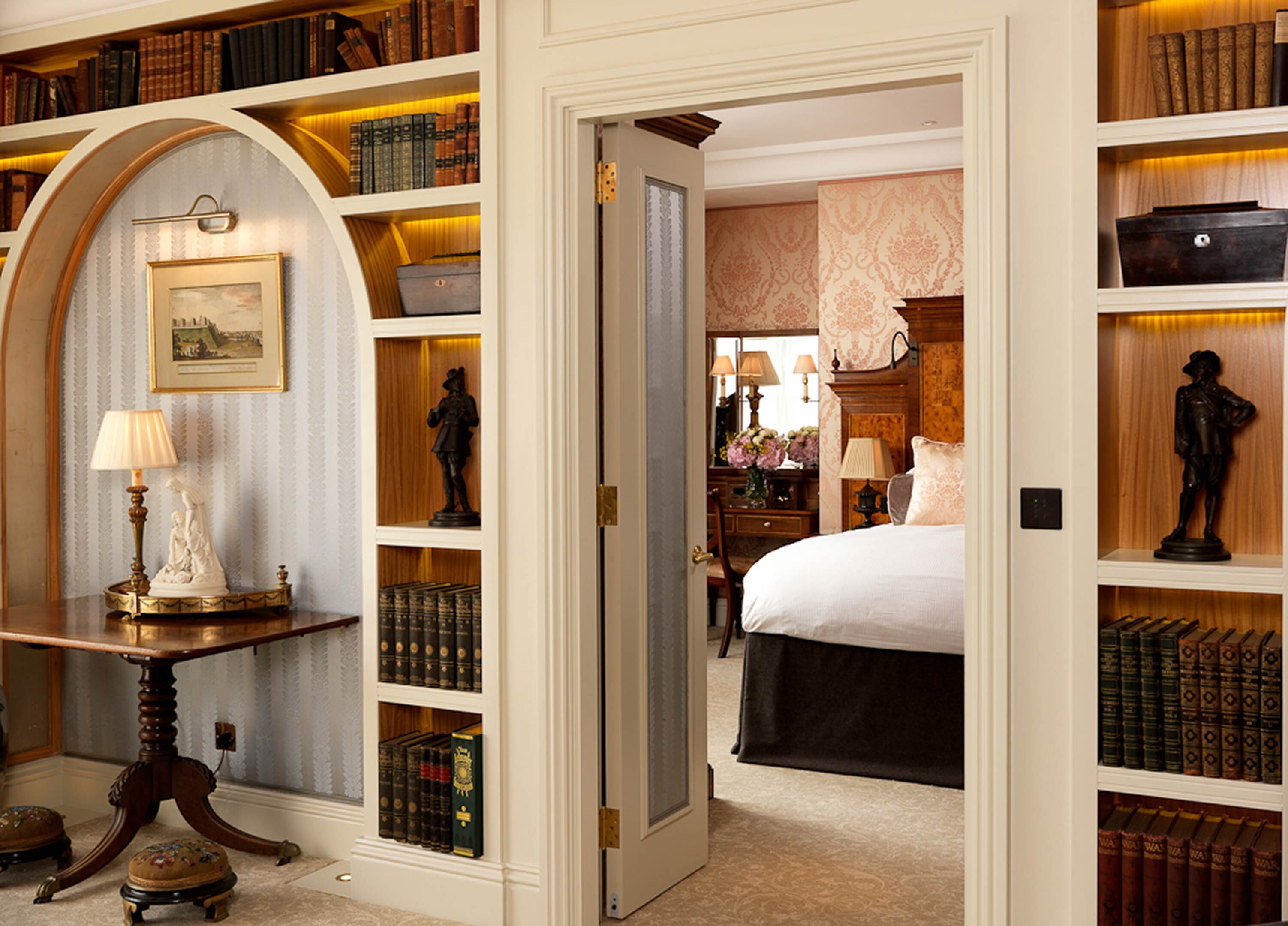 Thumbnail for Hotels